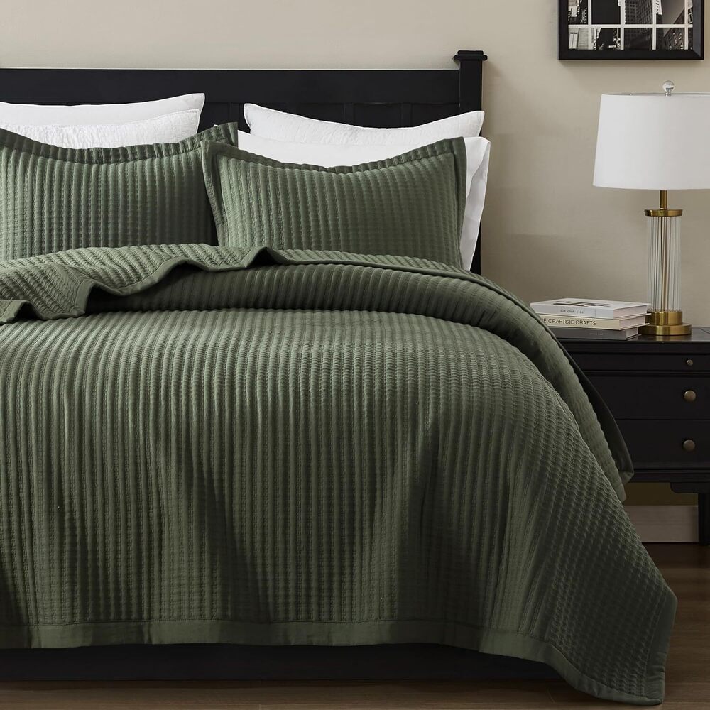 Olive Green Queen Size Quilt Set, Striped Pick Stitch Lightweight